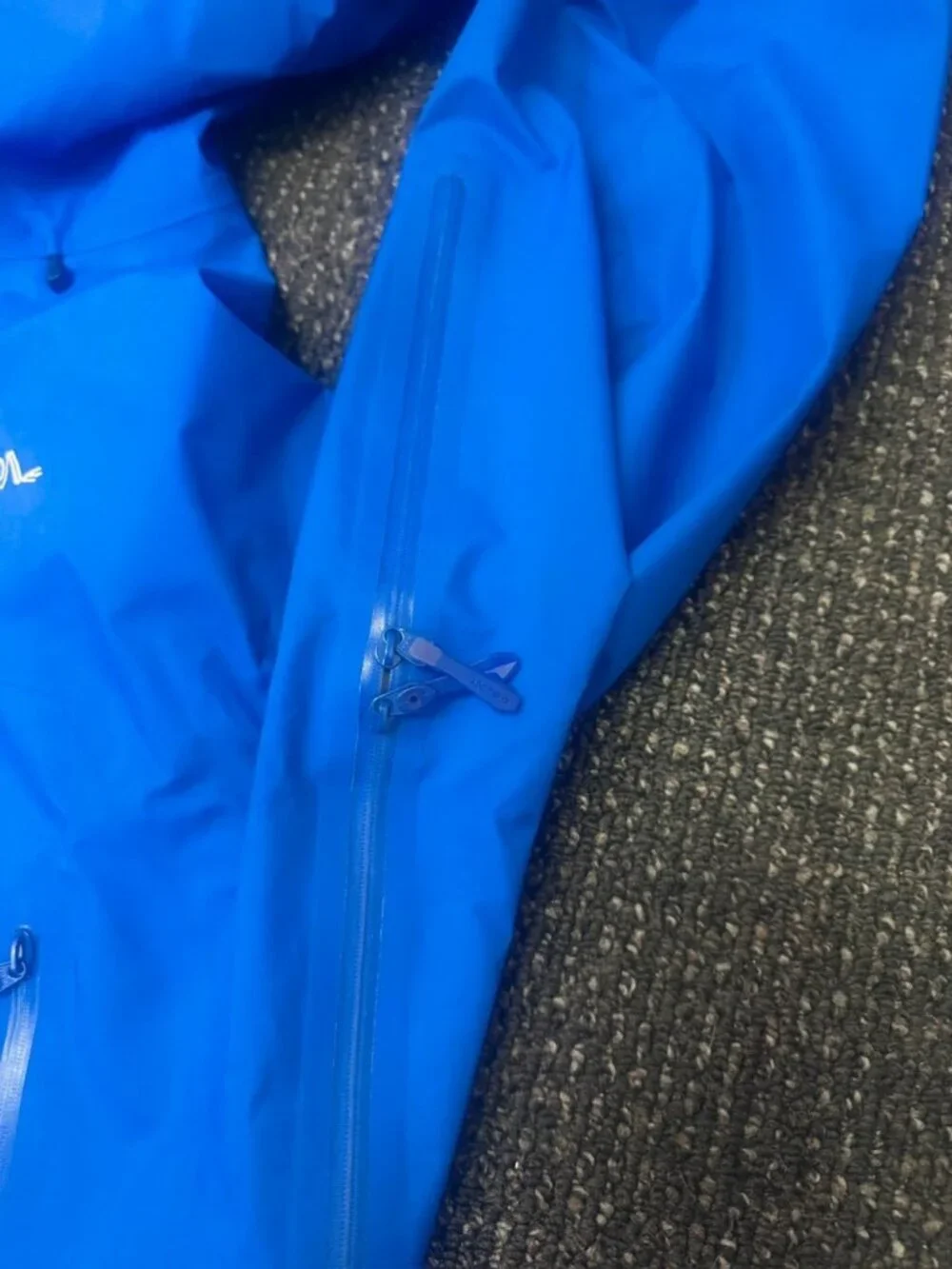 Arc'teryx Beta SL Waterproof Jacket Blue Size M